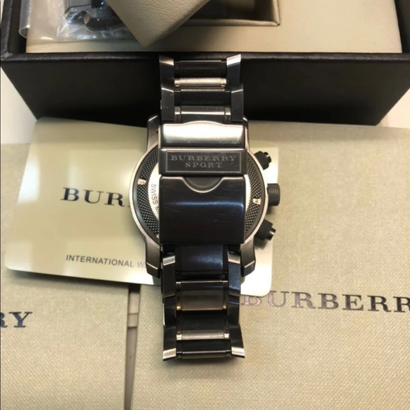 Burberry chronograph bracelet watch BU77 - Picture 3 of 8